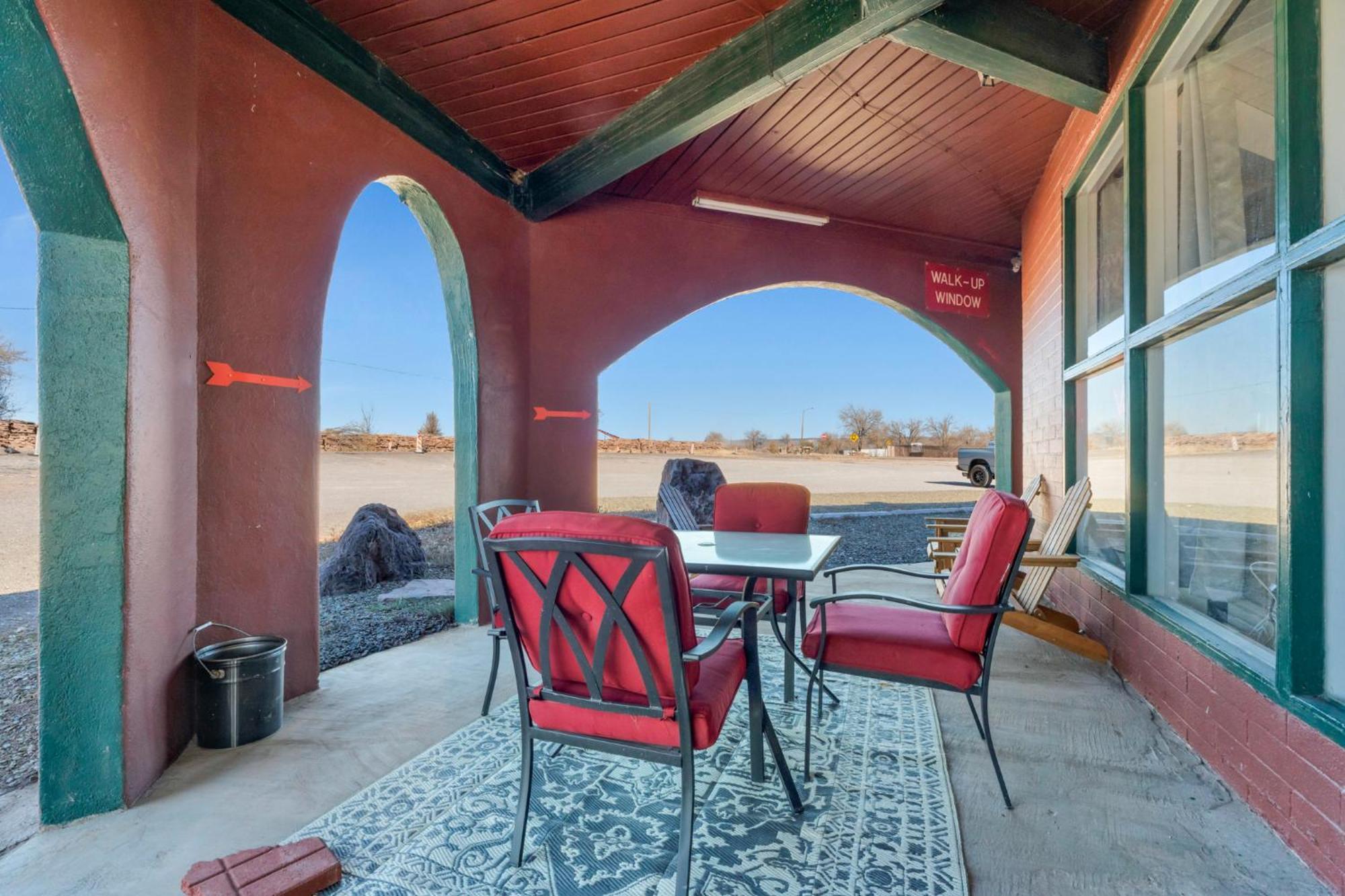 Canyon'S Edge Route 66 Motel Ash Fork Exterior photo